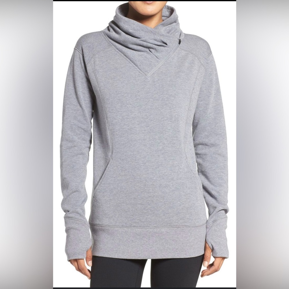 Zella pull over size M